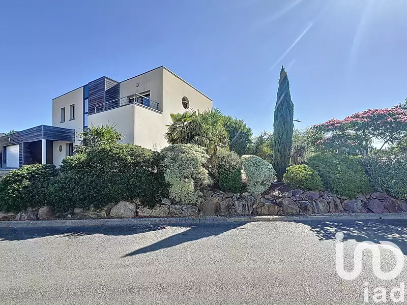 Maison, 215 m²