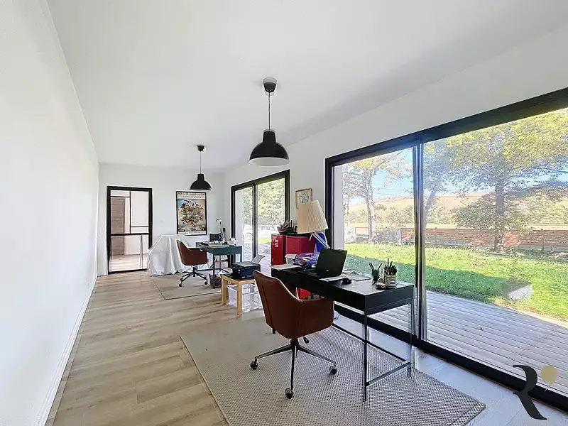 Maison, 200 m²