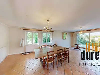 Maison, 196 m²