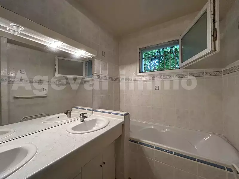 Maison, 109 m²
