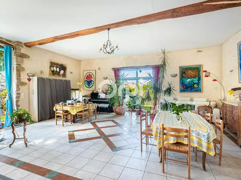 Maison, 227 m²