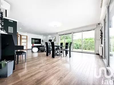 Maison, 195 m²