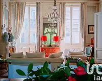 Maison, 338 m²