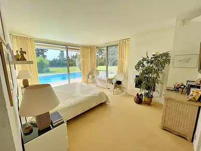 Maison, 260 m²
