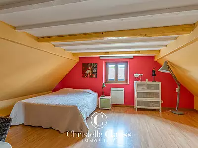 Maison, 251 m²
