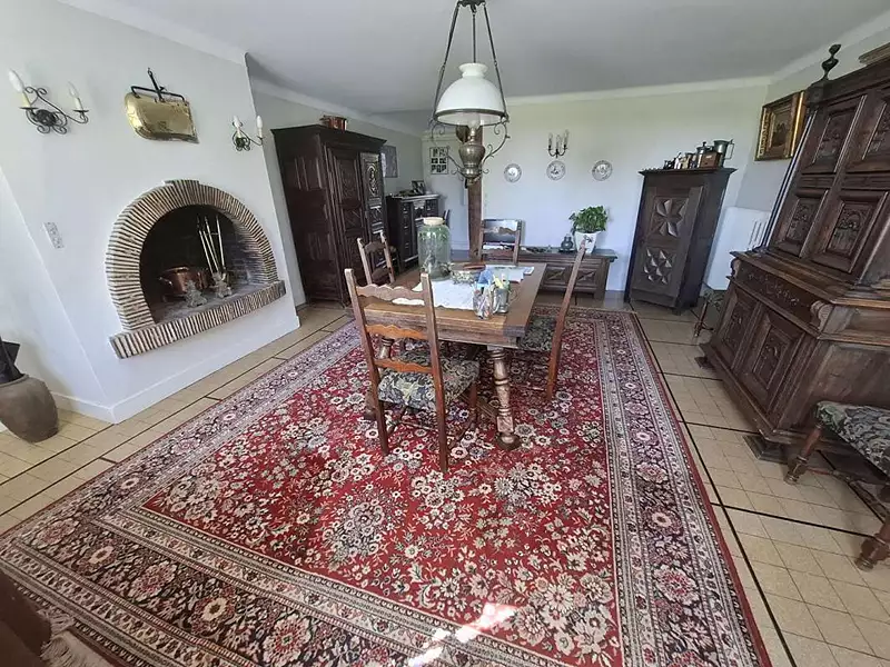 Maison, 282 m²