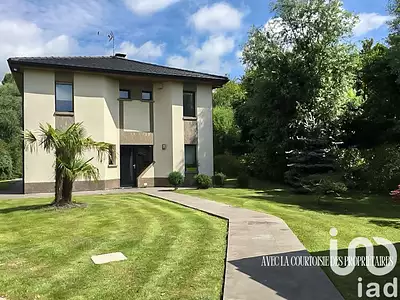 Maison, 195 m²
