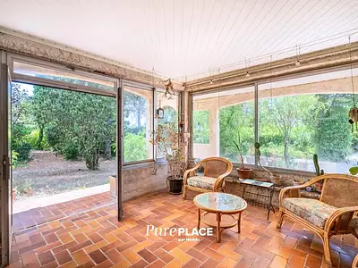Maison, 296 m²