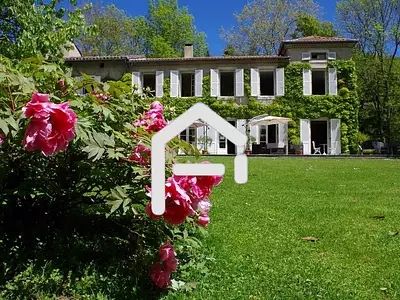 Maison, 600 m²