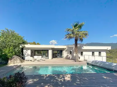 Maison, 170 m²