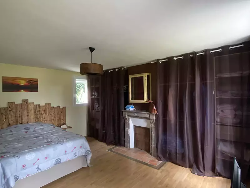 Maison, 196 m²
