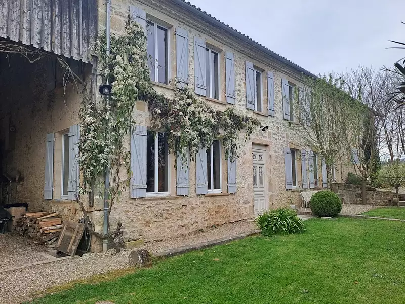 Maison, 248 m²