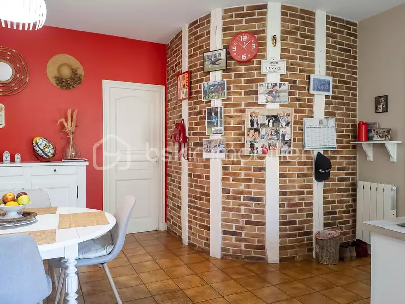Maison, 283 m²