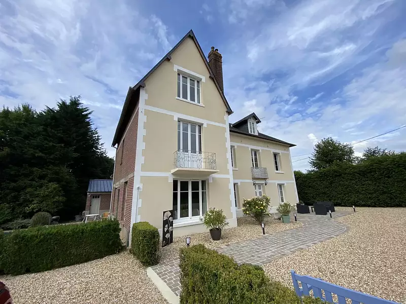 Maison, 271 m²