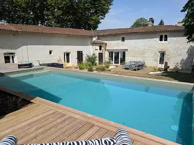 Maison, 330 m²