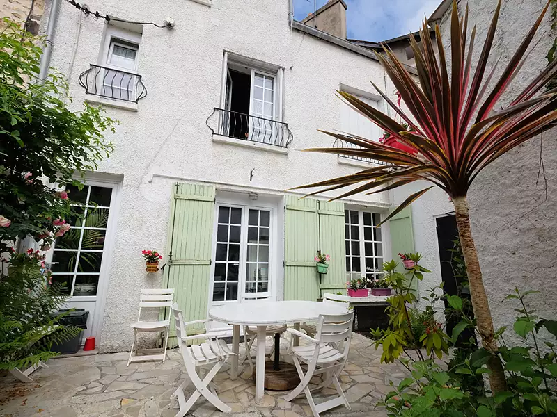 Maison, 145 m²
