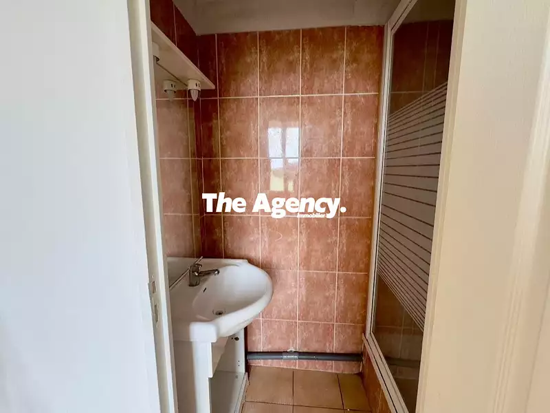 Immeuble, 409 m²