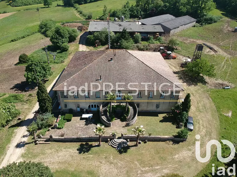Maison, 415 m²