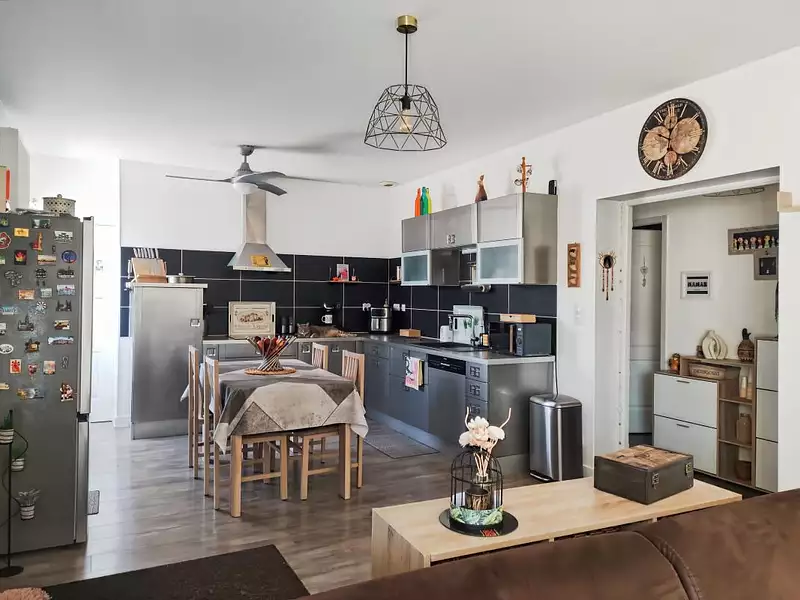 Maison, 84 m²