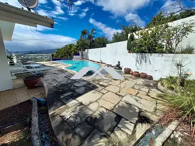 Maison, 165 m²