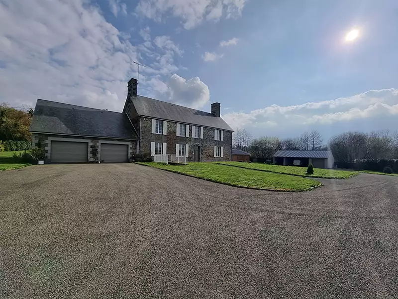 Maison, 288 m²