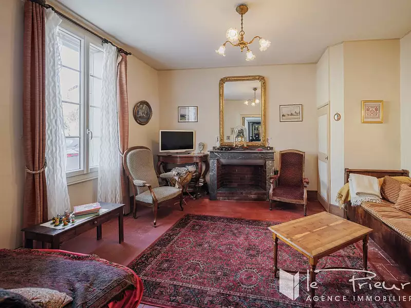 Maison, 340 m²