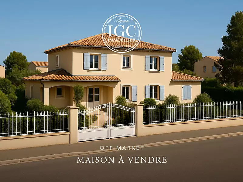 Maison, 220 m²