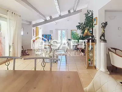 Maison, 195 m²