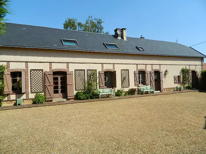 Maison, 320 m²