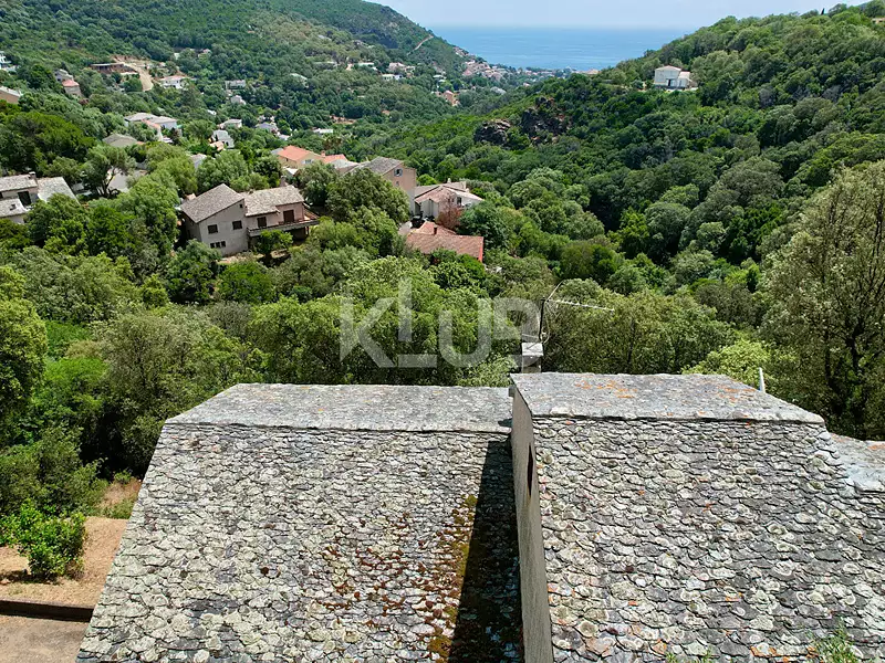 Maison, 210 m²