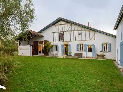 Maison, 320 m²