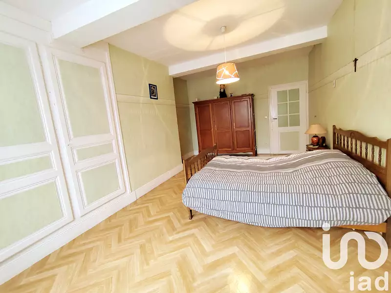 Maison, 284 m²