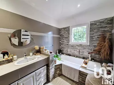 Maison, 147 m²