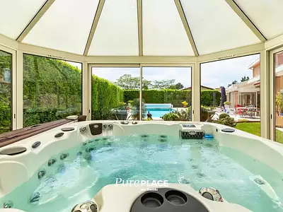 Maison, 230 m²