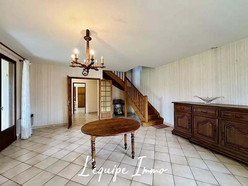 Maison, 192 m²
