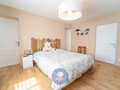 Maison, 220 m²