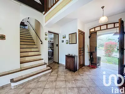 Maison, 251 m²
