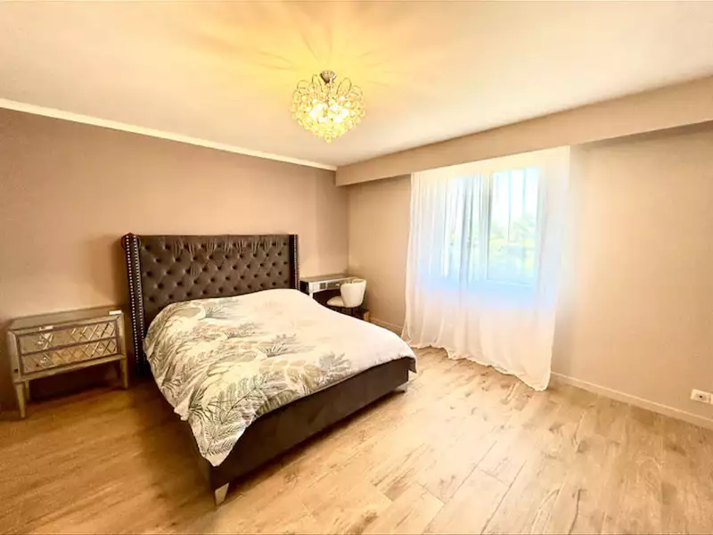 Maison, 209 m²