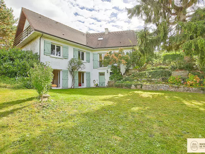 Maison, 289 m²