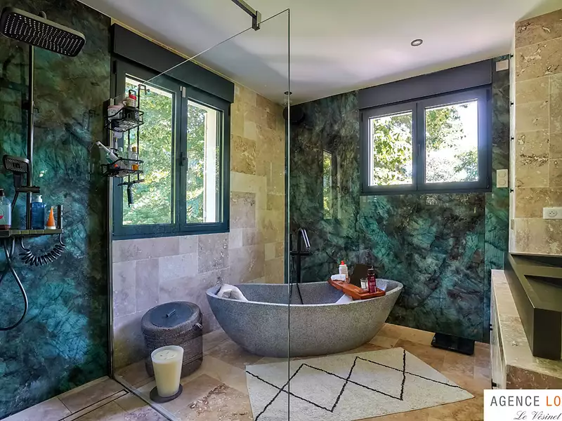Maison, 300 m²