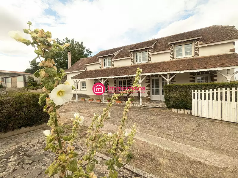 Maison, 330 m²