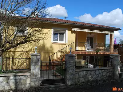 Maison, 217 m²