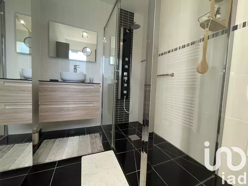 Maison, 162 m²