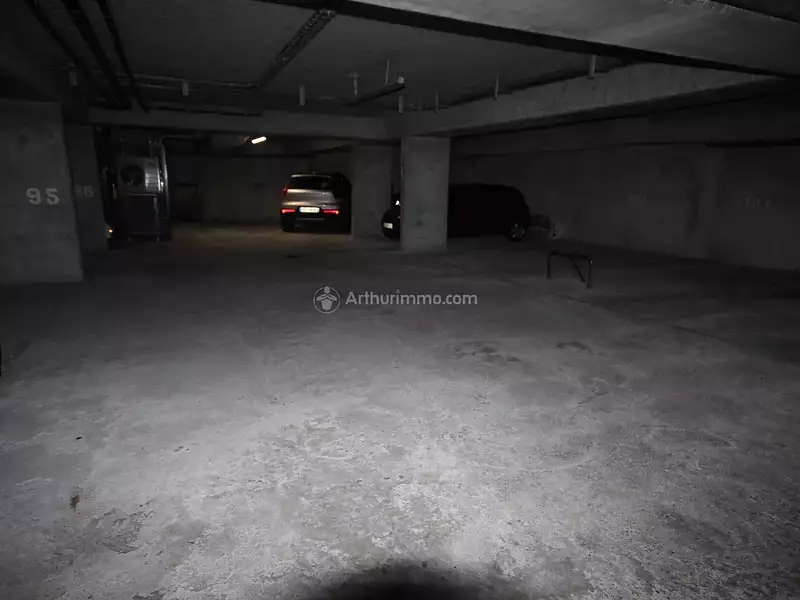 Parking, 12 m²