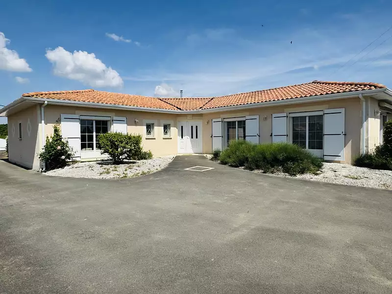 Maison, 170 m²