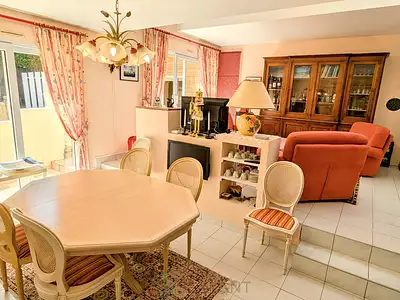 Maison, 155 m²