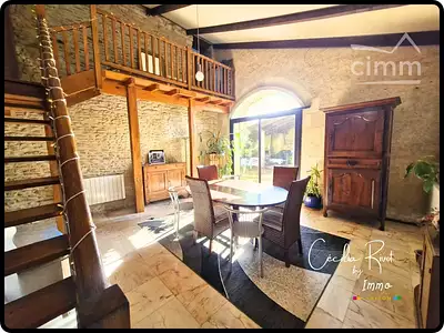 Maison, 230 m²