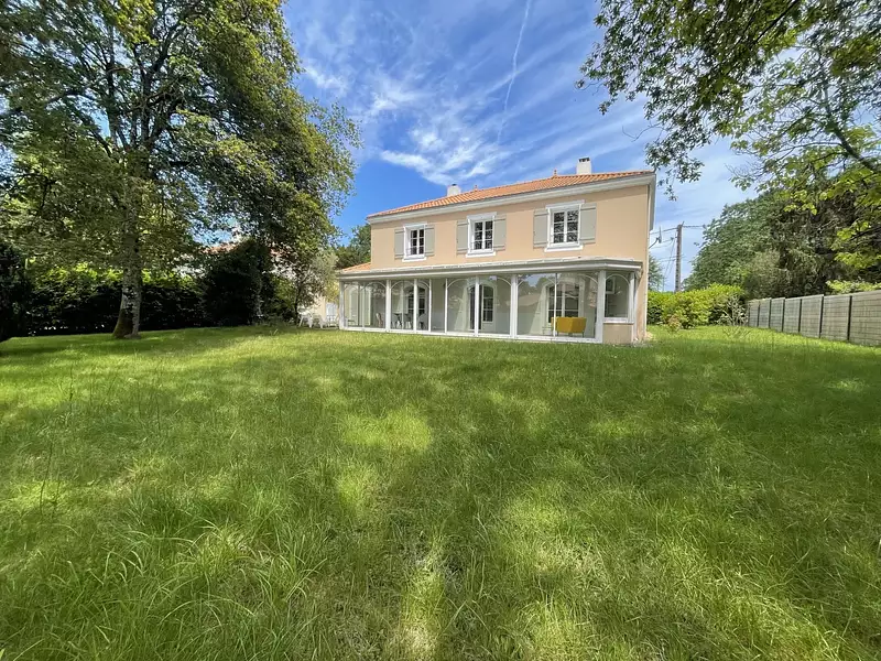 Maison, 241 m²