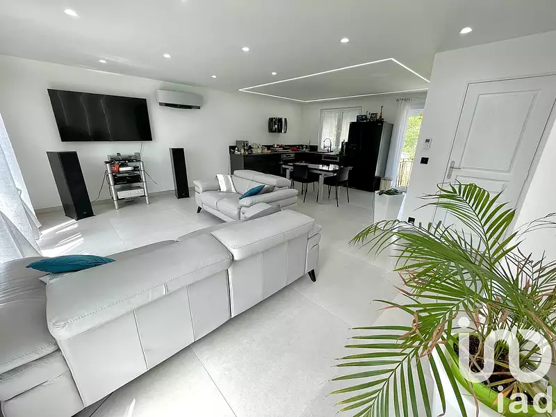 Maison, 77 m²