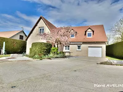 Maison, 165 m²